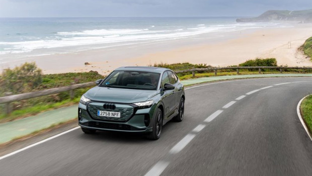 ep audi renueva el q4 e tron con hasta 592 km de autonomia mas tecnologia y precios desde 50970