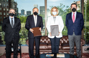 ep de izqda a derecha el sudirector de fundacion la caixa marc simon el presidente de fundacion la