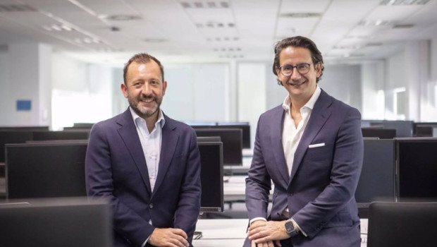 ep el consejero delegado de emergya victor fernandez y el ceo de ayesa jose luis manzanares