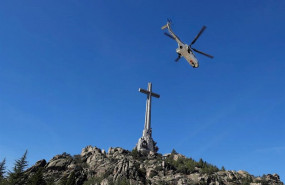 ep el helicoptero super puma del ejercito del aire que traslada los restos mortales de francisco