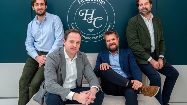 ep holacamp preve facturar 275 millones en 2024 con una inversion de 20 millones en compras y