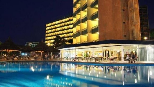 ep hotel beverly playa