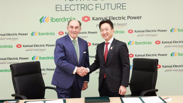 ep ignacio galan presidente de iberdrola y toru kuwahara vicepresidente de kansai