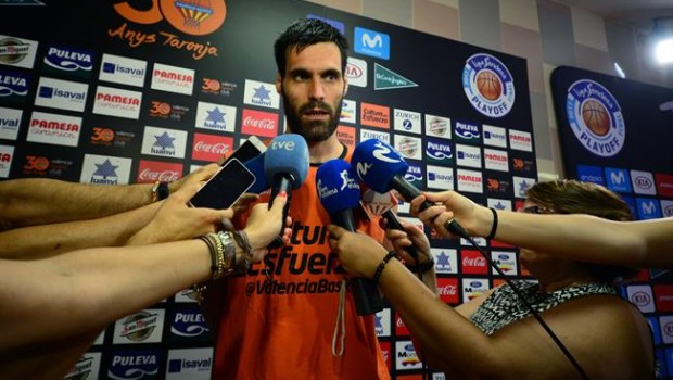 ep jugadorvalencia basket fernando san emeterio atiendelos medios