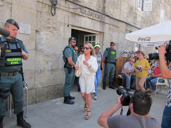 Marina Castaño saliendo de los juzgados de Padrón caso Fundación Cela | EUROPA PRESS ep marina castano saliendolos juzgadospadron caso fundacion cela
