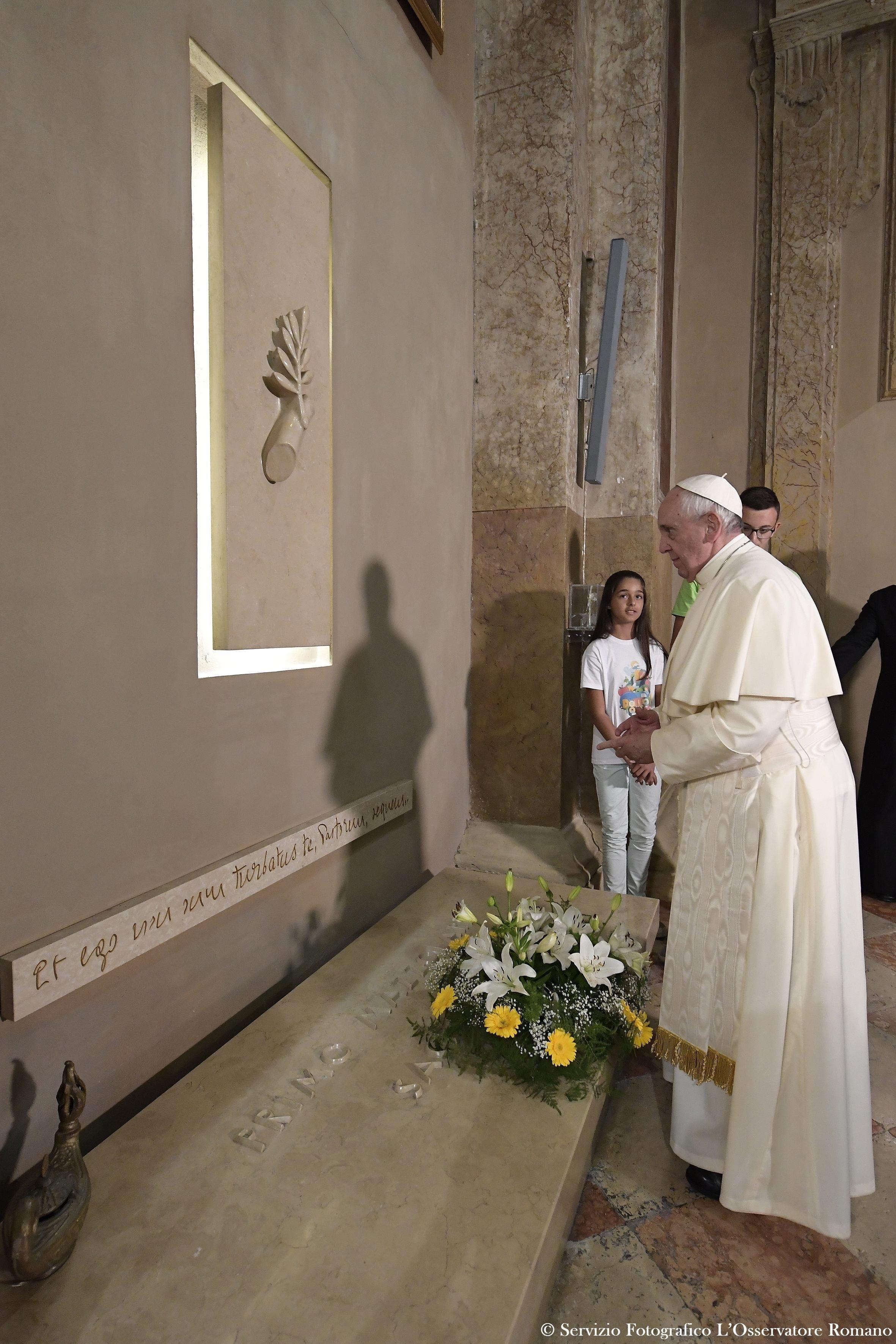 Papa peregrinaje tumba Don Mazzolari “L’Osservatore Romano”. | “L’OSSERVATORE ROMANO” ep papa peregrinaje tumba don mazzolari losservatore romano