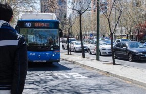 ep paradaautobus autobuses carril bus calle transporte publico