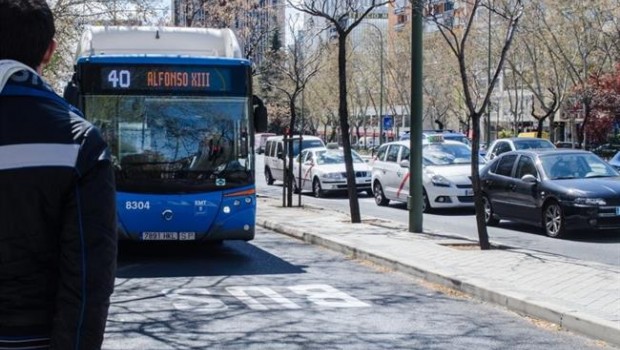 ep paradaautobus autobuses carril bus calle transporte publico