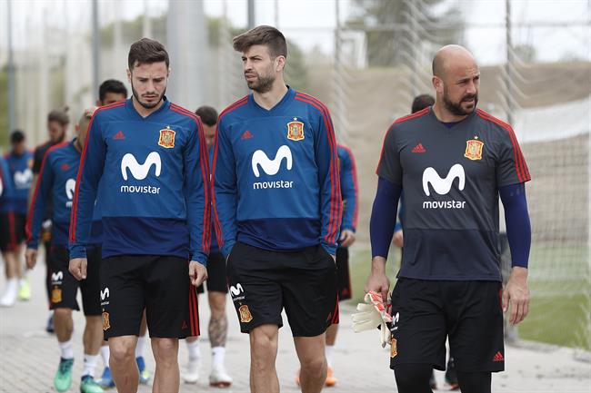 ep saul niguez pique y reinaentrenamientola seleccion