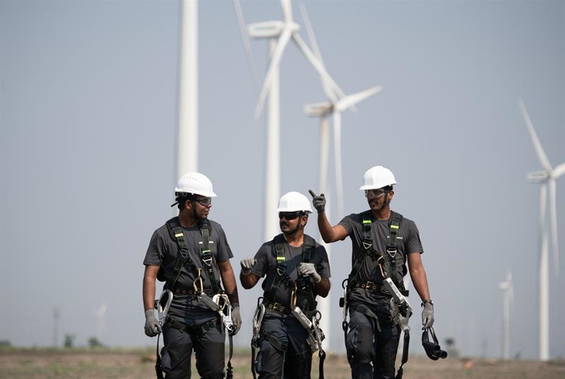 De nuevo tenemos a Siemens Gamesa en soporte: la parte alta del antiguo canal alcista