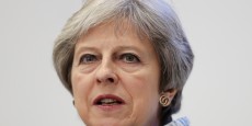 theresa-may-obtient-l-aval-du-parlement-apres-avoir-lache-du-lest theresa-may-obtient-l-aval-du-parlement-apres-avoir-lache-du-lest