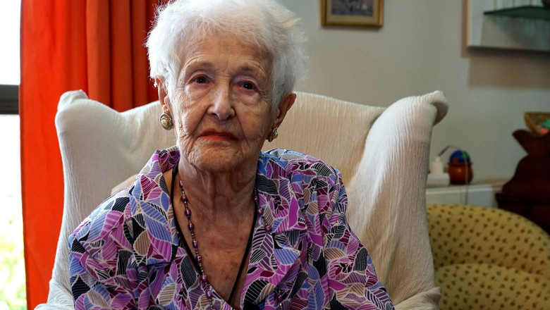 1611905364 carmenzabala luli