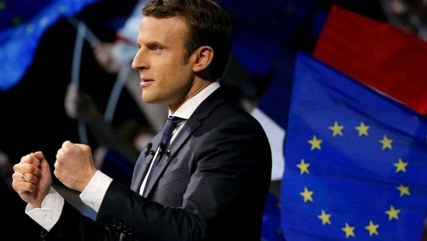 cbmacron823