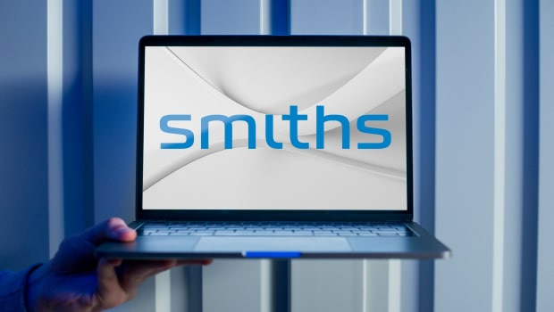 dl smiths group détection sécurité technologie logo ftse 100 min