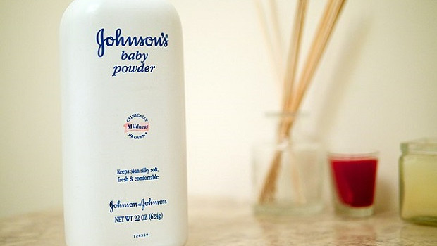 dl johnsons baby powder