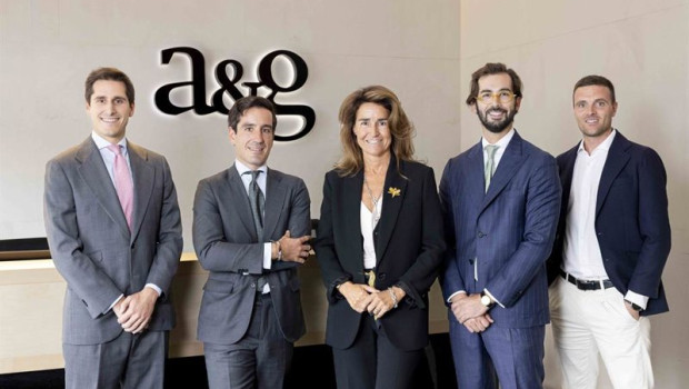 ep ag incorpora cinco nuevos banqueros