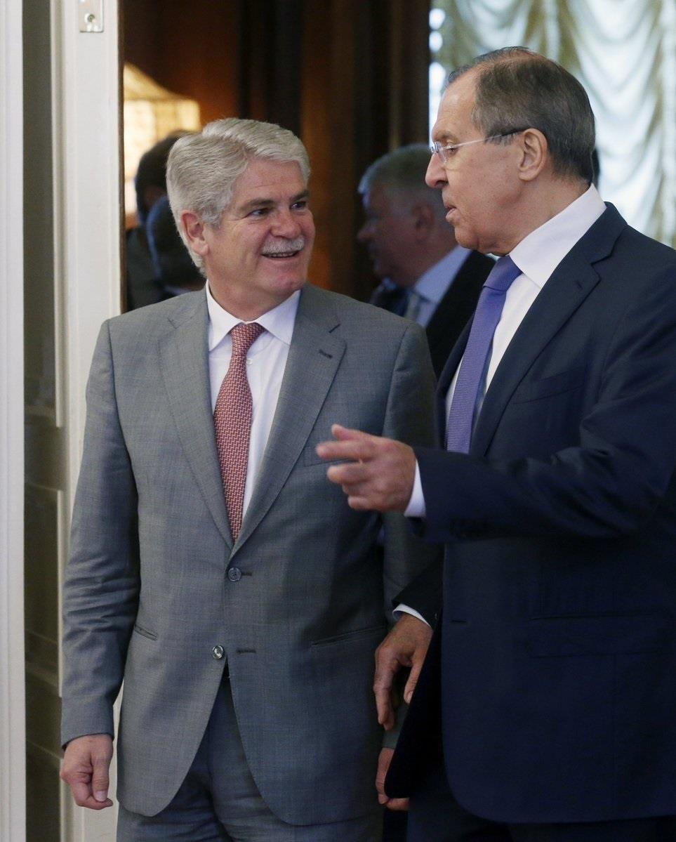 Alfonso Dastis con Lavrov en su viaje a Rusia en junio | TWITTER DE EXTERIORES ep alfonso dastislavrovsu viajerusiajunio