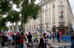 ep concentracion de trabajadores de la industria petroquimica frente al congreso