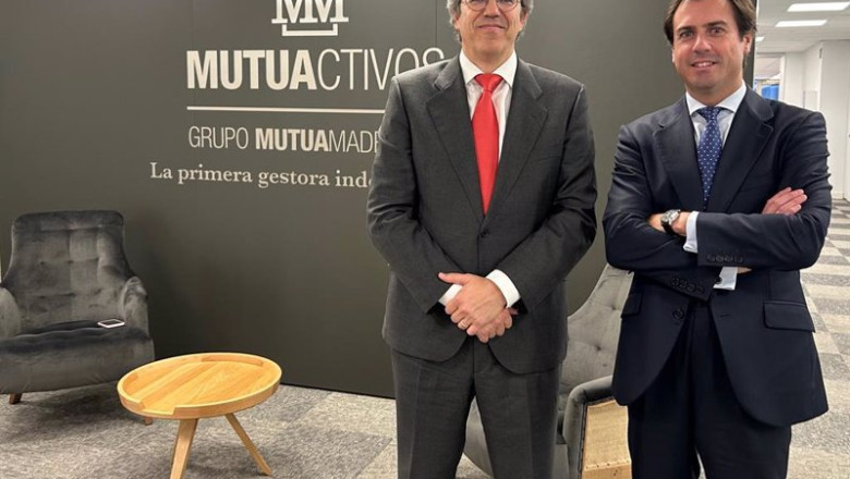 De izda a dcha: el nuevo director de tecnología de Mutuactivos, Fernando Pablos, y el nuevo director de Cuentas Institucionales del área de Pensiones, Antonio Valverde. | MUTUACTIVOS ep de izda a dcha el nuevo director de tecnologia de mutuactivos fernando pablos y el nuevo director