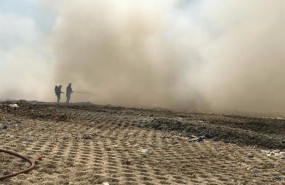 ep dos bomberos luchandolas llamasfontcalent
