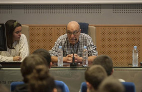 ep el ex-preso de eta jose ramon lopez abetxuko durante una charla sobre la situacion de los