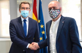 ep el lider del partido popular alberto nunez feijoo con el secretario general de ccoo unai sordo en
