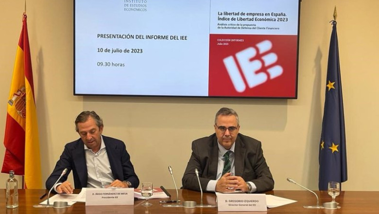 ep el presidente del instituto de estudios economicos inigo fernandez de mesa y el director general ep el presidente del instituto de estudios economicos inigo fernandez de mesa y el director general