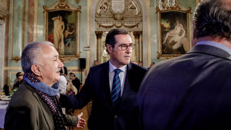 ep el secretario general de ugt pepe alvarez i y el presidente de la ceoe antonio garamendi d a su ep el secretario general de ugt pepe alvarez i y el presidente de la ceoe antonio garamendi d a su