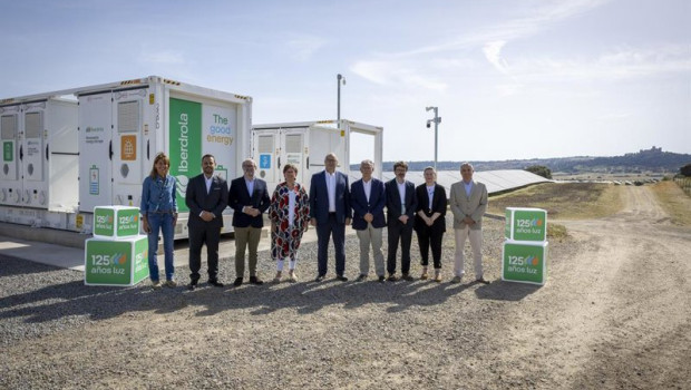 ep iberdrola inaugura la mayor bateria de almacenamiento de energia de espana en el complejo campo