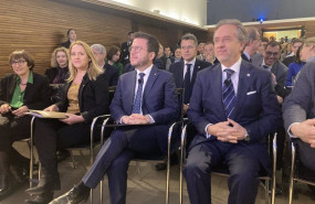 ep la consellera de economia y hacienda natlia mas el presidente de la generalitat pere aragons y el ep la consellera de economia y hacienda natlia mas el presidente de la generalitat pere aragons y el