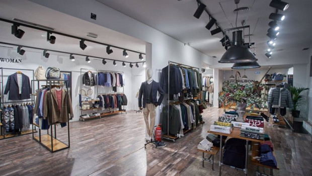 ep la flagship store de sevilla es un establecimiento de 140 metros cuadrados distribuidos en una