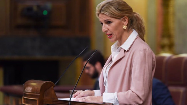 ep la vicepresidenta segunda del gobierno yolanda diaz en una sesion plenaria en el congreso de los