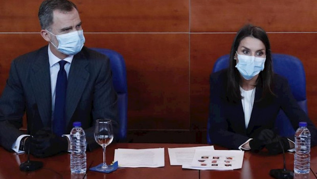 ep los reyes felipe vi y letizia visitan la agencia de seguridad y emergencia madrid 112 ep los reyes felipe vi y letizia visitan la agencia de seguridad y emergencia madrid 112