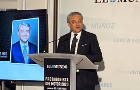 ep luca de meo ceo del grupo renault en la entrega del premio protagonista del motor 2020 de el