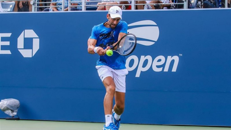 Novak Djokovic, durante un entrenamiento. | Vanessa Carvalho/ZUMA Wire/dpa ep novak djokovic durante un entrenamiento