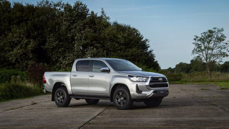 Toyota lanza una versión 'mild hybrid' de su 'pick-up' Hilux de 48 V. | TOYOTA ep toyota lanza una version mild hybrid de su pick up hilux de 48 v