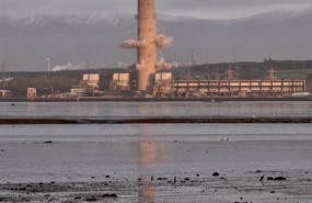 ep voladura de la chimenea de la central de carbon de longannet en escocia