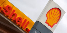 le logo de royal dutch shell est visible dans une station service shell a londres 20230724172515 