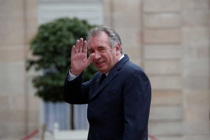 bayrou le faiseur de roi enfin recompense