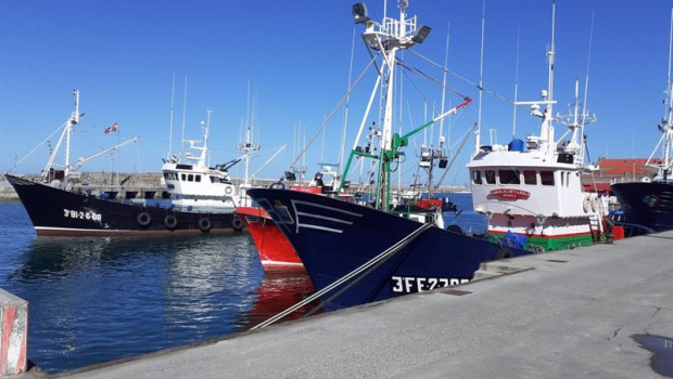 ep archivo   barcos pesqueros 20250206165010