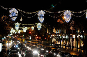 ep archivo   luces de navidad decoran las calles de la ciudad de madrid