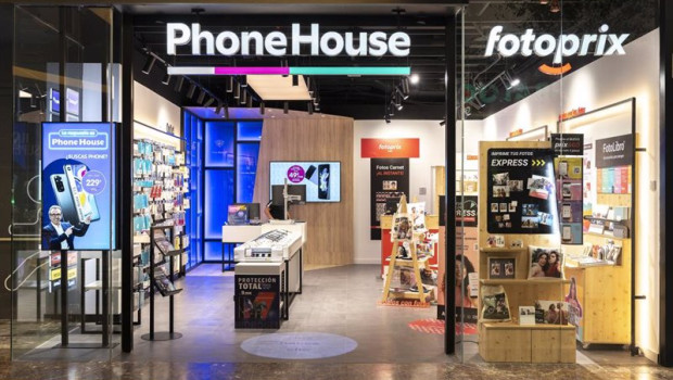 ep archivo   tienda que combina los servicios de phonehouse y fotoprix