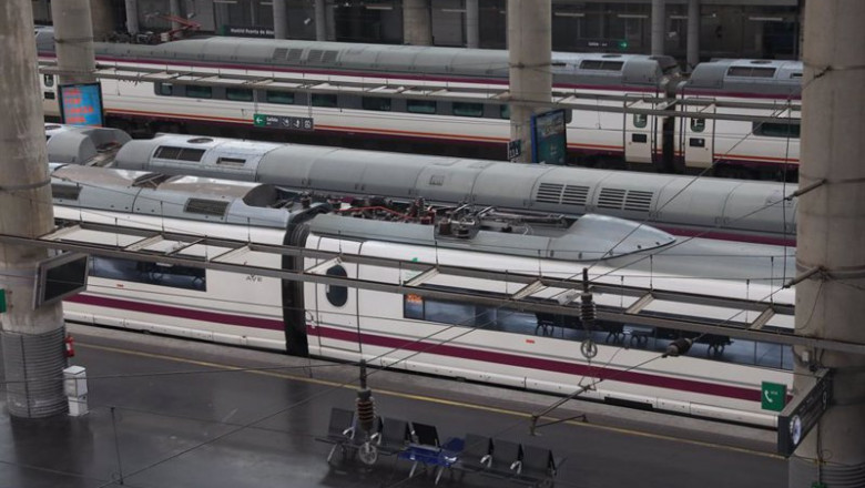 Archivo - Varios trenes en andenes en la estación de Atocha | Marta Fernández Jara - Europa Press - Archivo ep archivo varios trenes en andenes en la estacion de atocha