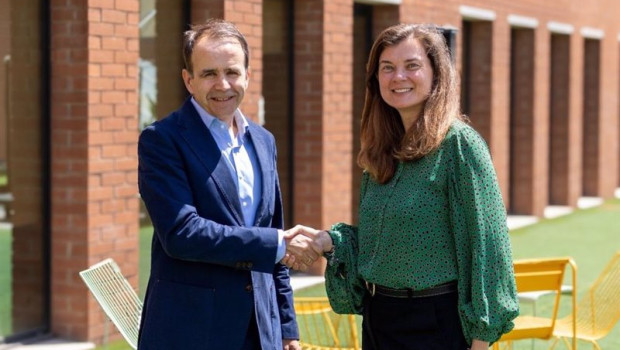 ep el director general de negocio de integra ignacio solanilla y la sales director partner alliances ep el director general de negocio de integra ignacio solanilla y la sales director partner alliances