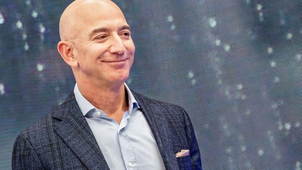 ep el fundador y consejero delegado de amazon jeff bezos