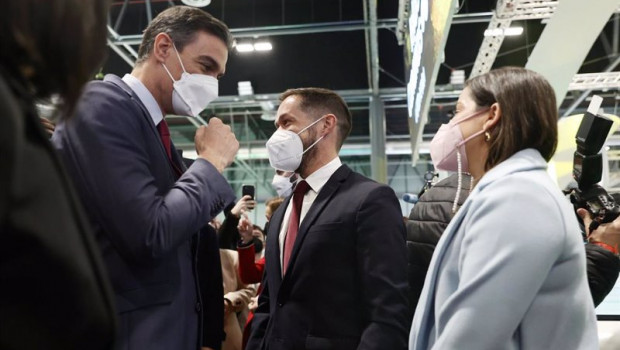 ep el presidente del gobierno pedro sanchez visita los estands de las diferentes comunidades a su