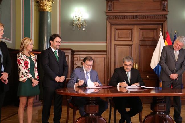 Momento de la firma del acuerdo de Presupuestos entre el Gobierno y NC | CEDIDA POR EL GOBIERNO ep momentola firmaacuerdopresupuestosgobiernonc
