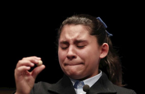 ep nerea pareja se emociona al cantar el numero premiado con uno de los quintos premios de la