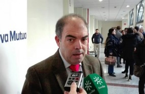 ep presidenteata lorenzo amor atiendelos periodistas