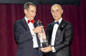 ep rafael del pino presidente de ferrovial recibe el premio a lider empresarial del ano de la camara